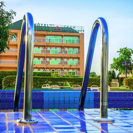 Hotel Univers 3 Aeroport Luxe Niamey Exterior foto